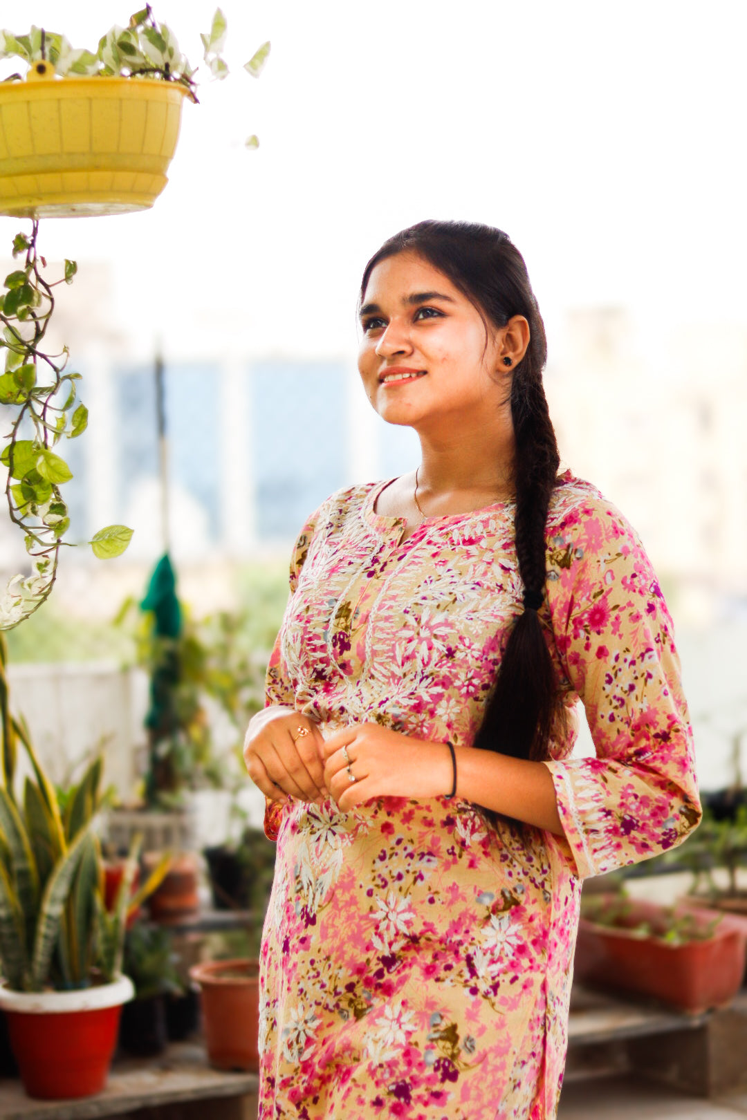 Floral Print Mal Mal Cotton Chikankari Kurti With Pant For Women