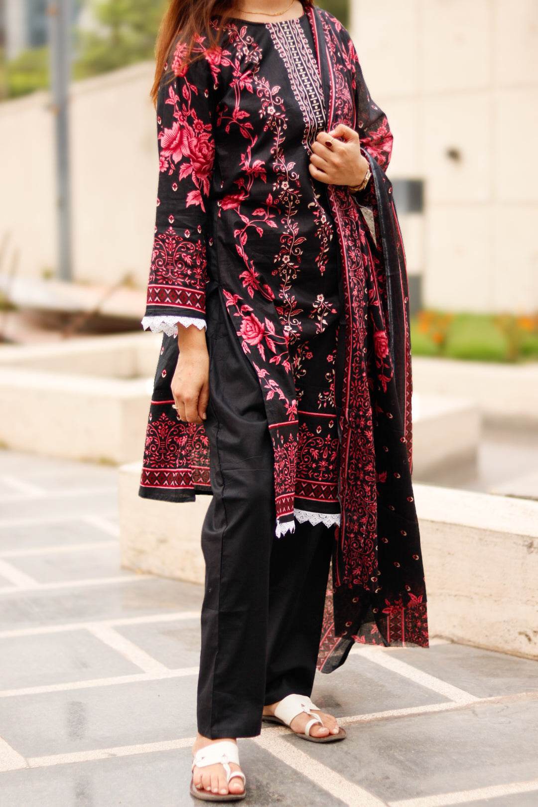 Gulab Noir Digital printed cotton kurta pant dupatta set - CandiRobes