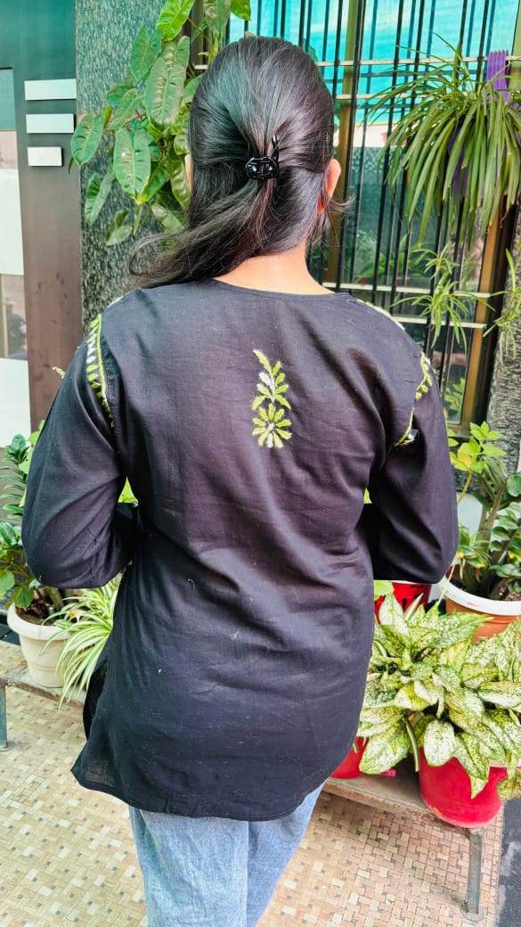 Meadow embroidery Black and Green Short top - CandiRobes