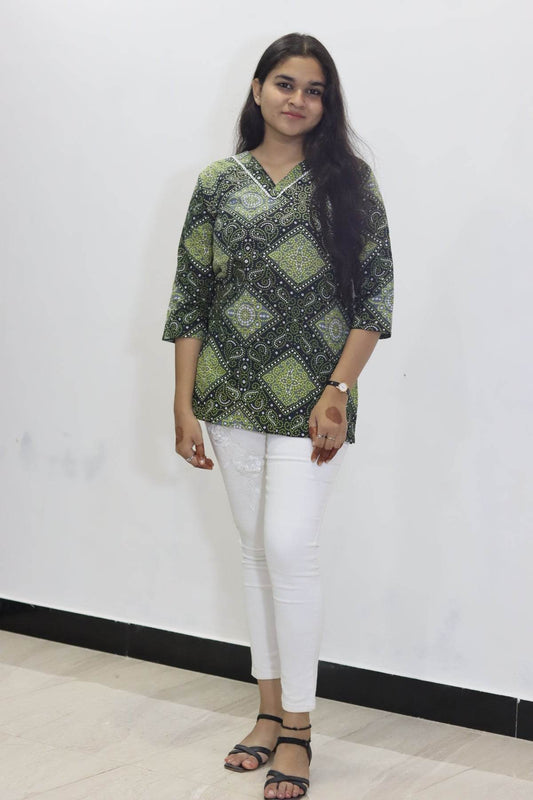 Black bandhani print pure Jaipuri cotton top for women - CandiRobes
