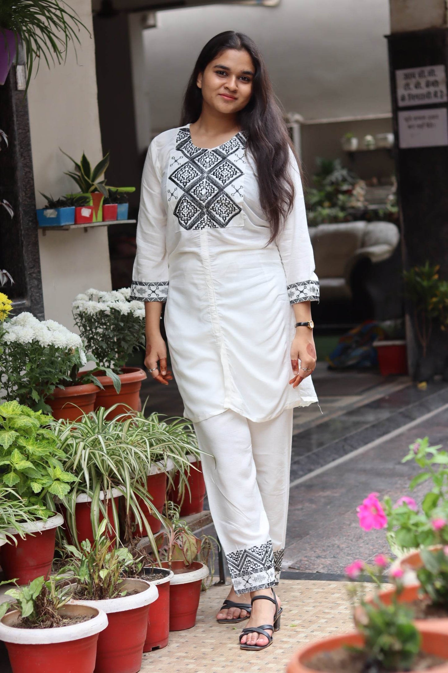 White Rayon Cotton Embroidered Co-Ord Set - CandiRobes