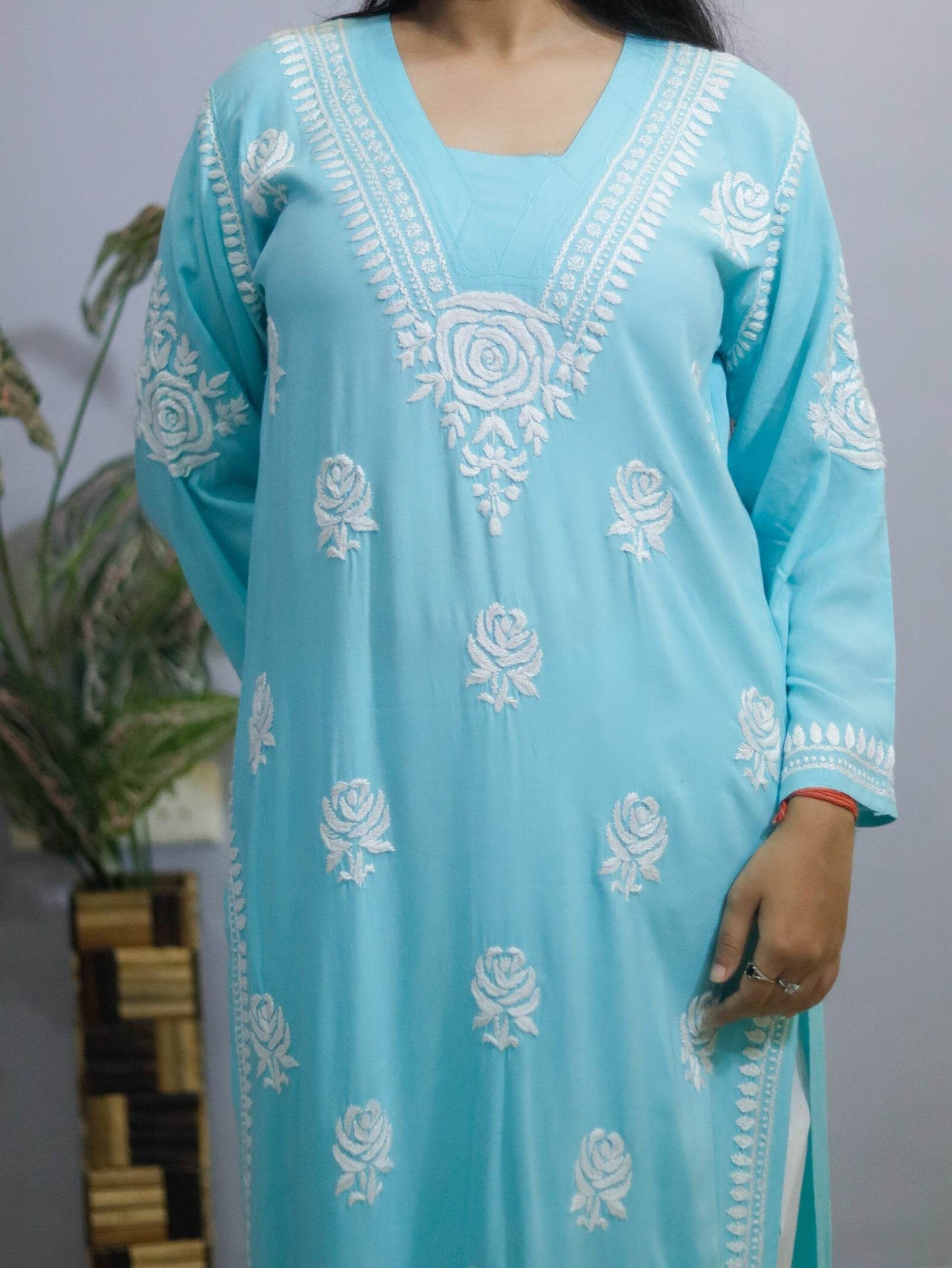 Sky Blue Rose desine Embroidered Chikankari Kurti. - CandiRobes