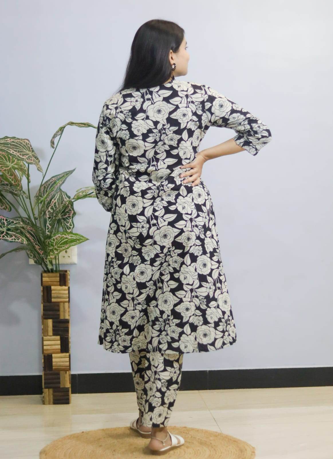 Black Floral Cotton Kurti Pant , Cord Set - CandiRobes