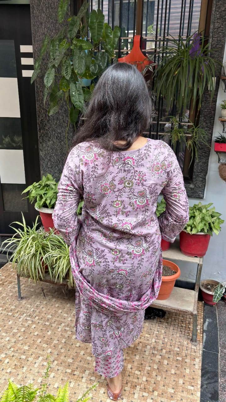 Lavender Floral Print Jaipuri Cotton Dupatta Set - CandiRobes