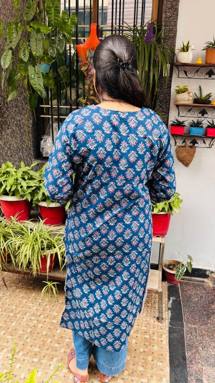 Blue printed Cotton kurti - CandiRobes