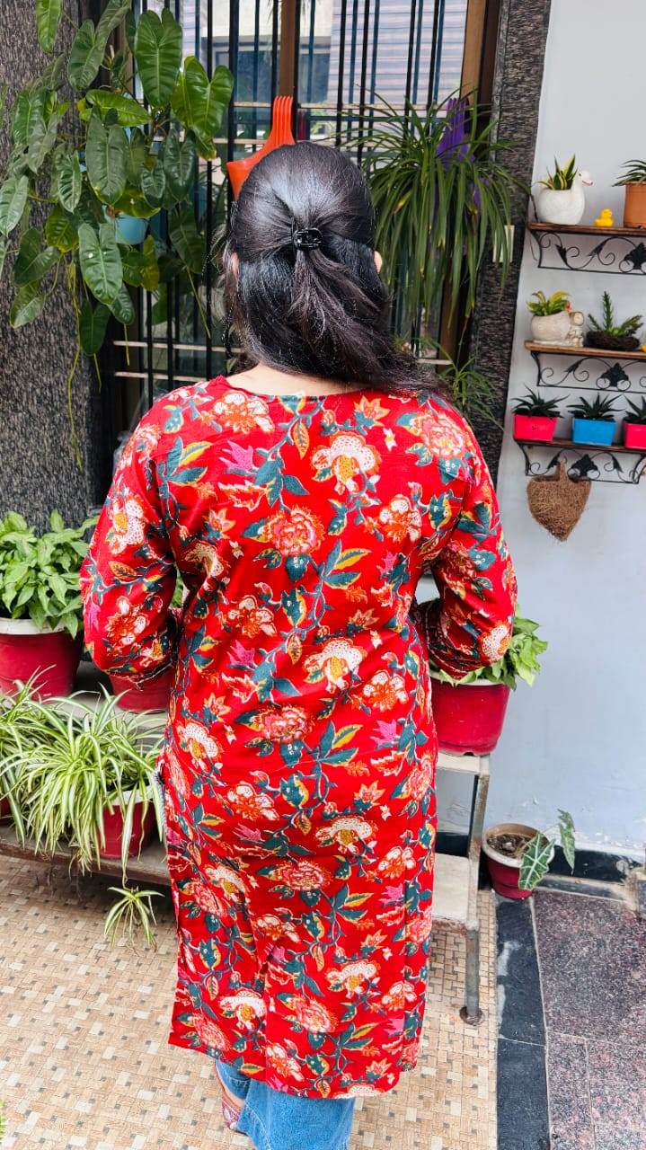 Red Multicolur Printed Cotton Kurti - CandiRobes