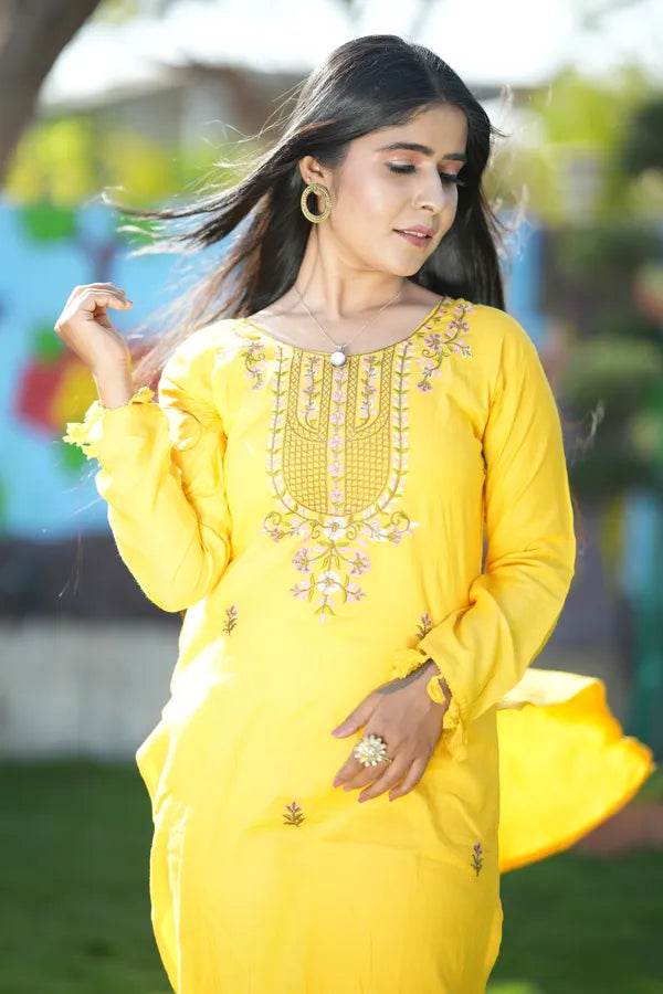 Yellow Slub Cotton Kashmiri Kadhai Kurti - CandiRobes