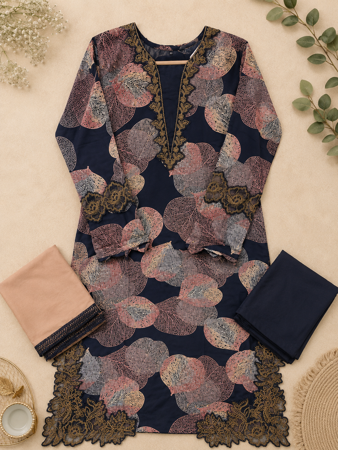 Leaf Cutwork Suit Set – Navy Gold
