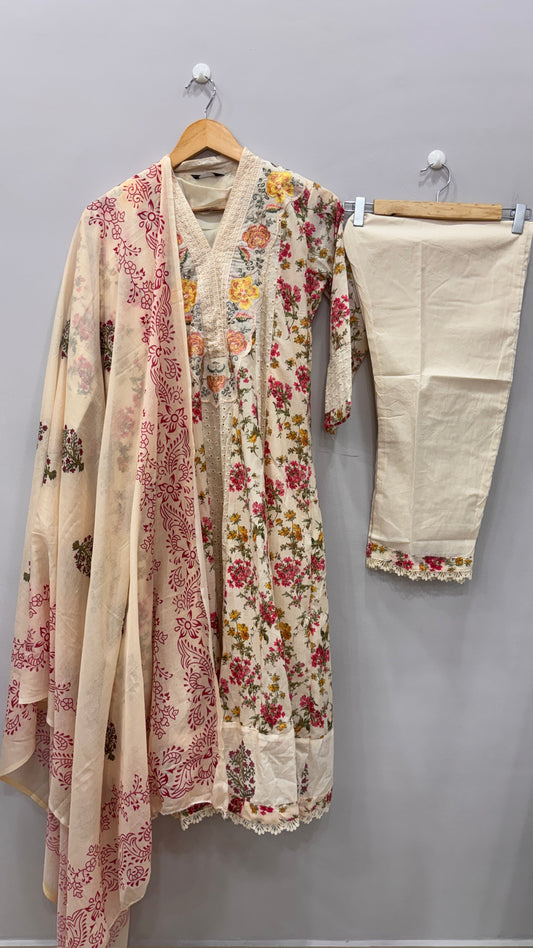 Rose Charm Printed Suit Set