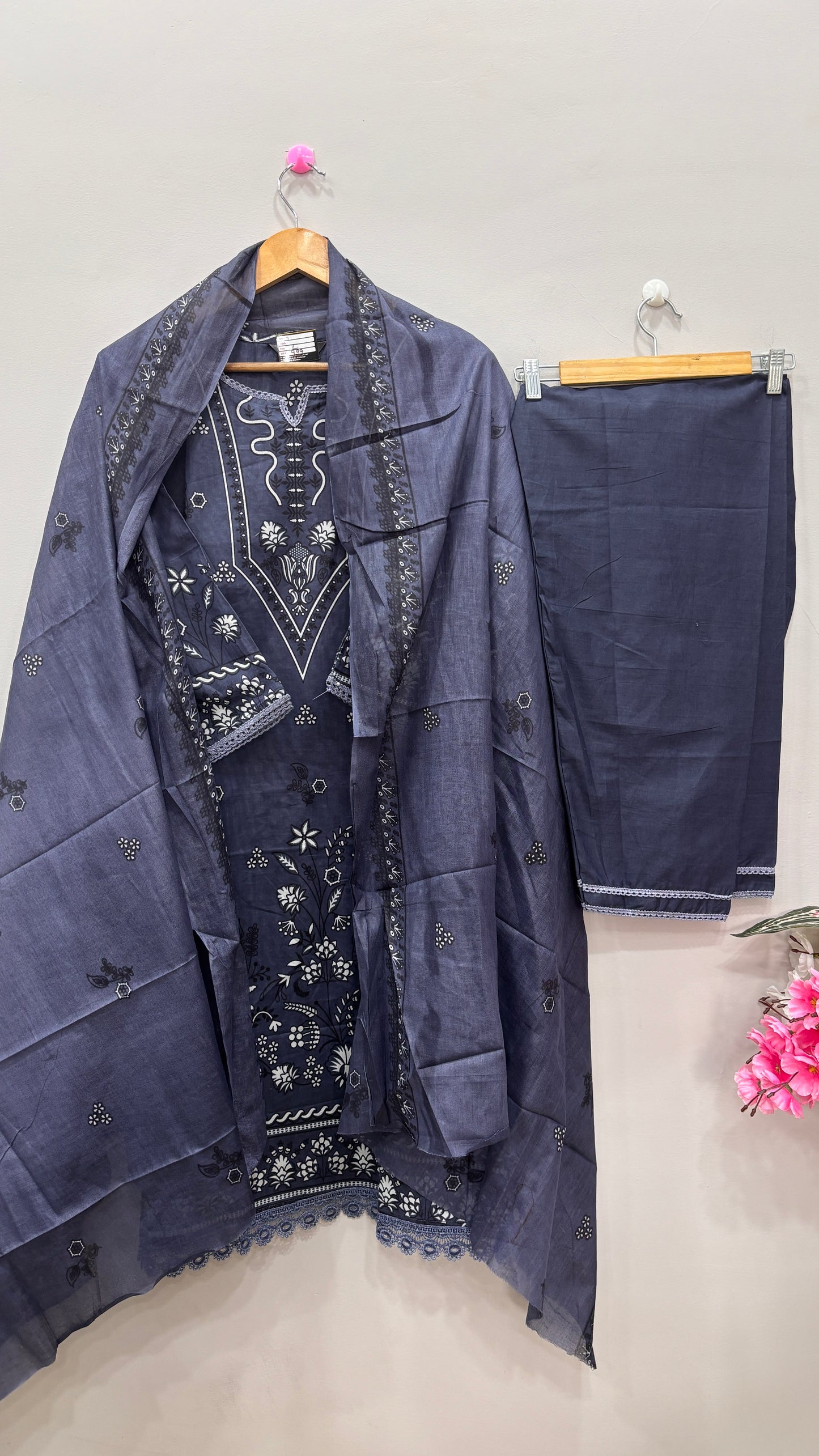Blue-cotton lawn-kurta-set-dupatta