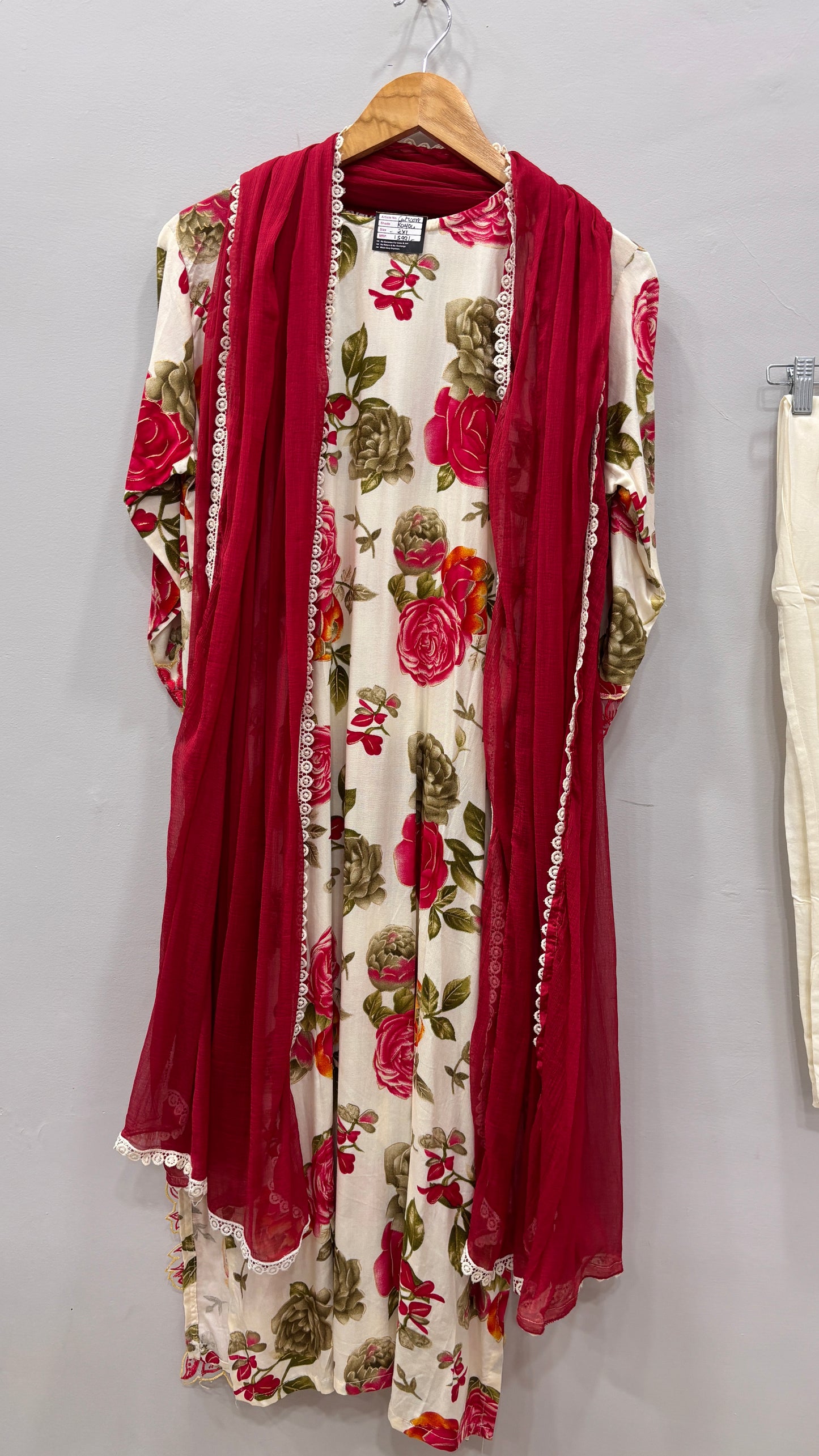 Rose Ivory- Floral Cutwork Suit Set