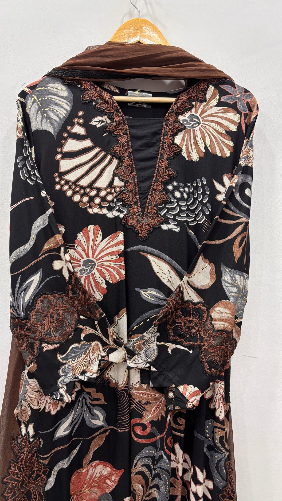 Pearl Black- Floral Cutwork Suit Set