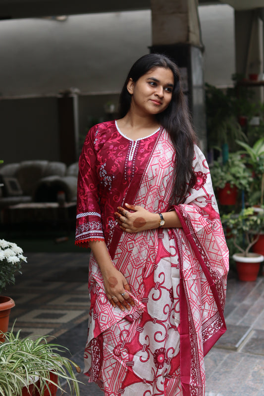 Maroon digital printed kurti pant Dupatta set.