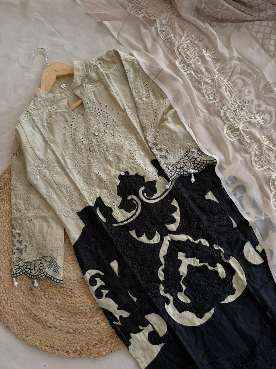 Black Ivory-MARIAB Embroidered Cotton Suit Set