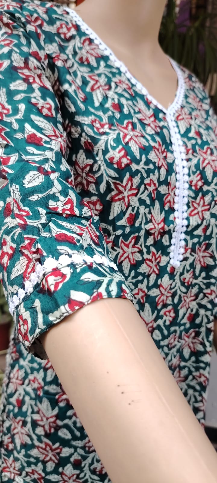 Green Floral Printed Cotton Kurti