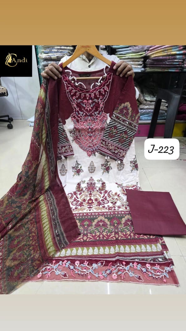 ✨ White & Maroon Embroidered Lawn Suit ✨