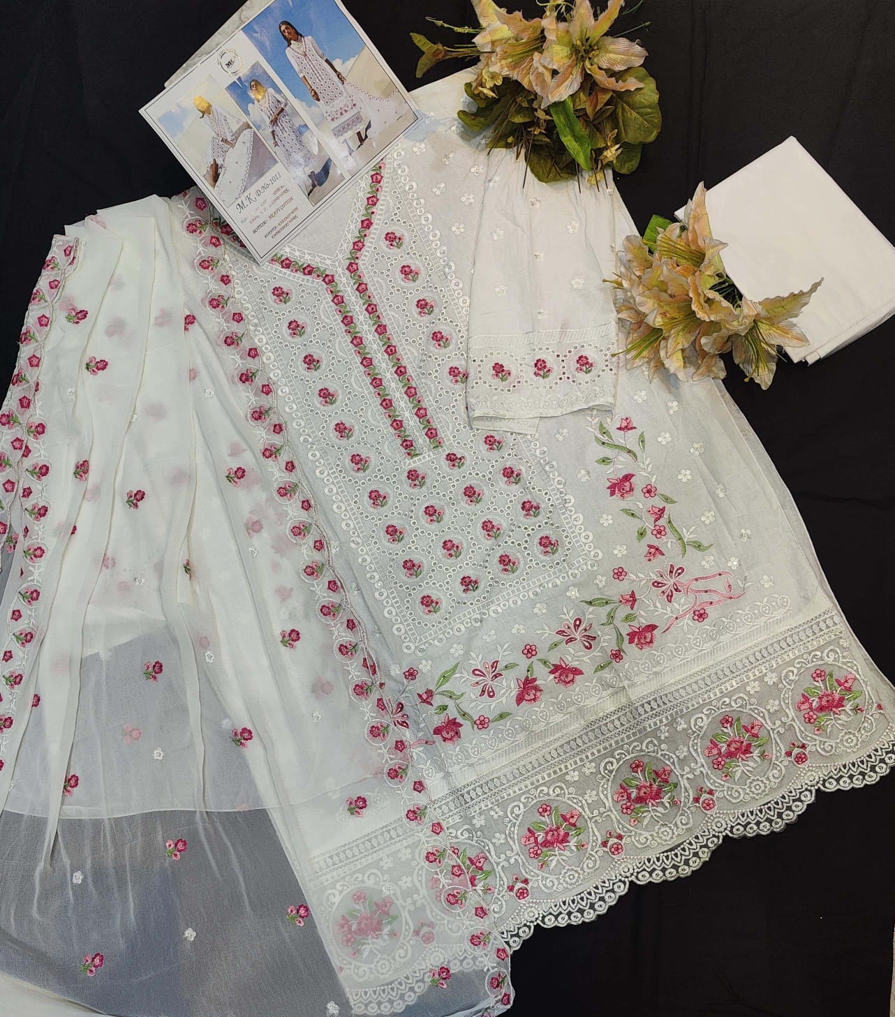 White Chikankari Work Unstitched Suit Set 🌸