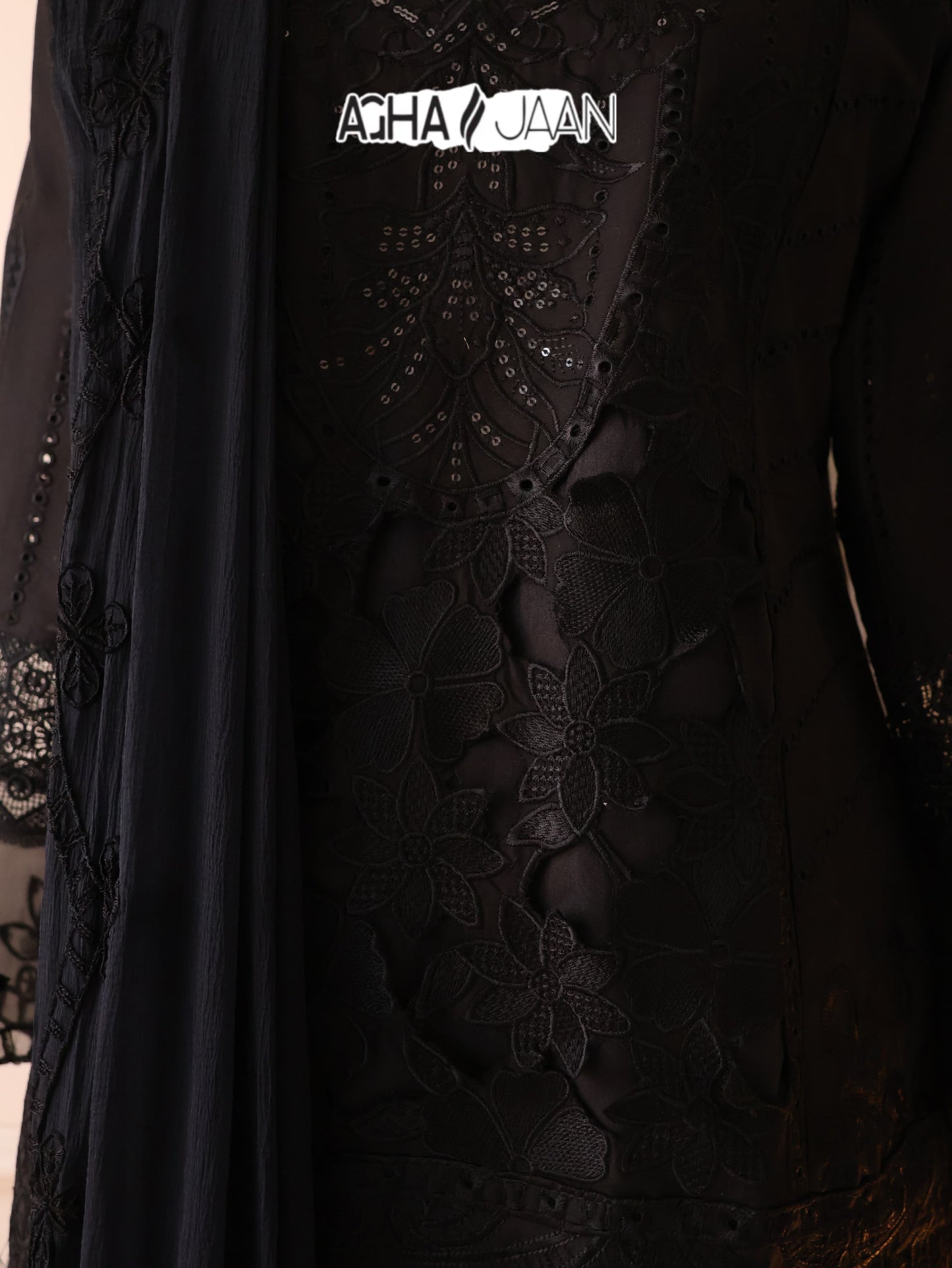 Mystic Black sut set
