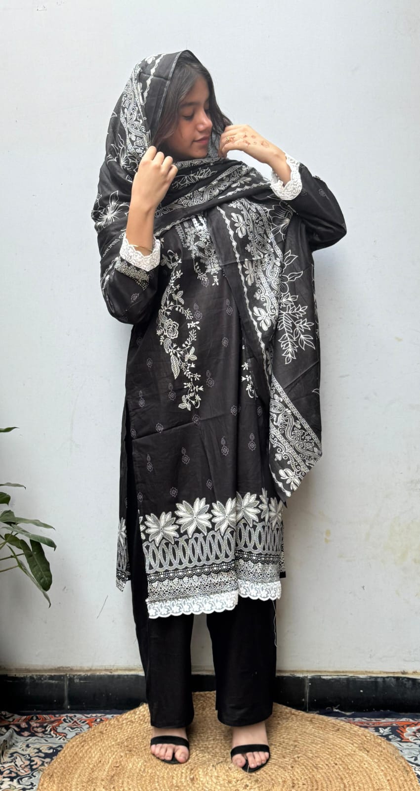 Black white cotton lawn Kurti Set