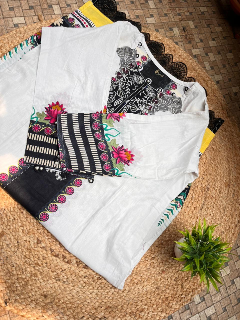 JAZMIN Heavy Patch Work Suit – white flower Design