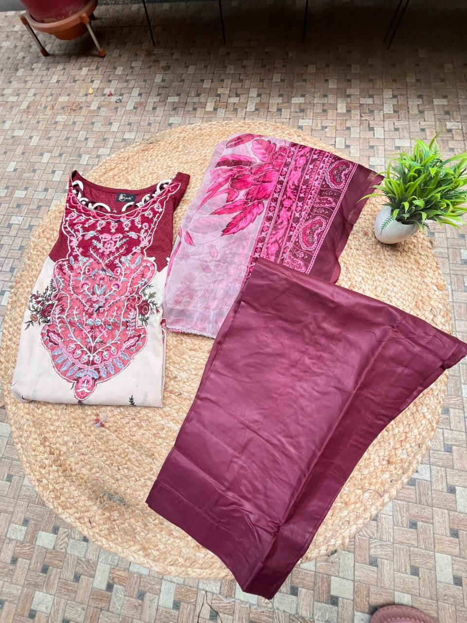 ✨ White & Maroon Embroidered Lawn Suit ✨