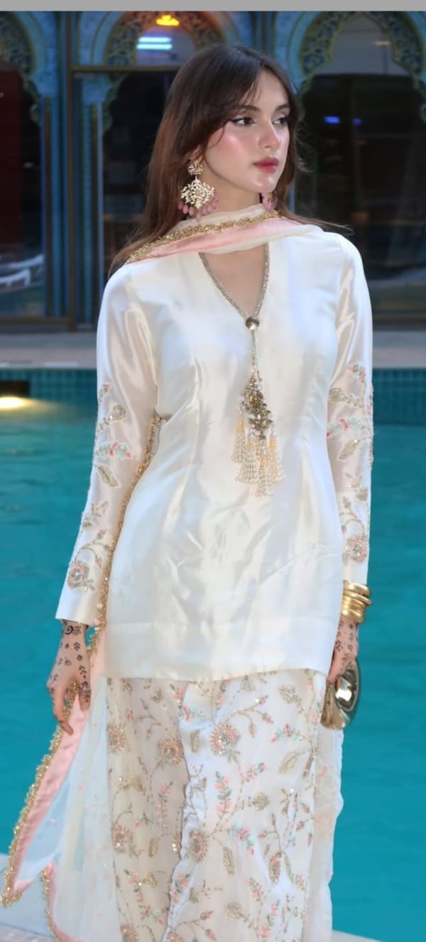 Ivory Embroidered Farsi Kurta Set with Dupatta