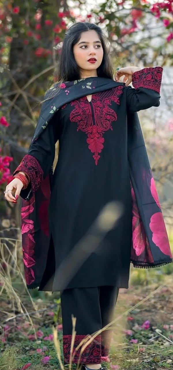 Black Red Embroidered Farshi Kurta Set with Floral Dupatta