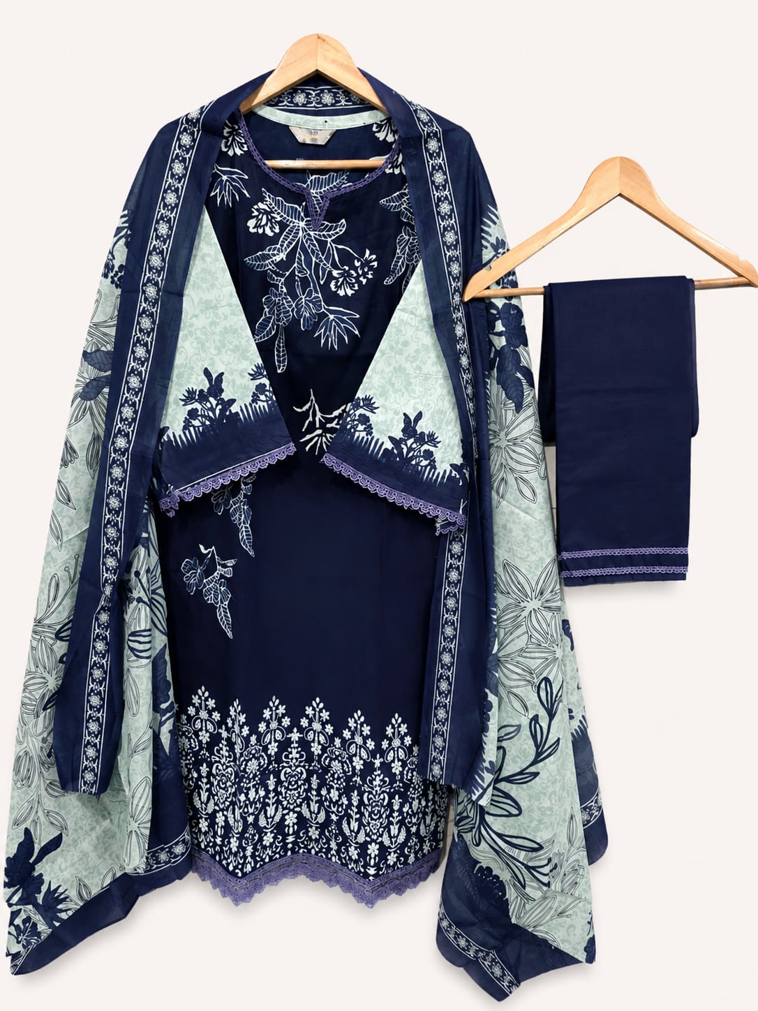 Lawn Suit Set lite bule Floral