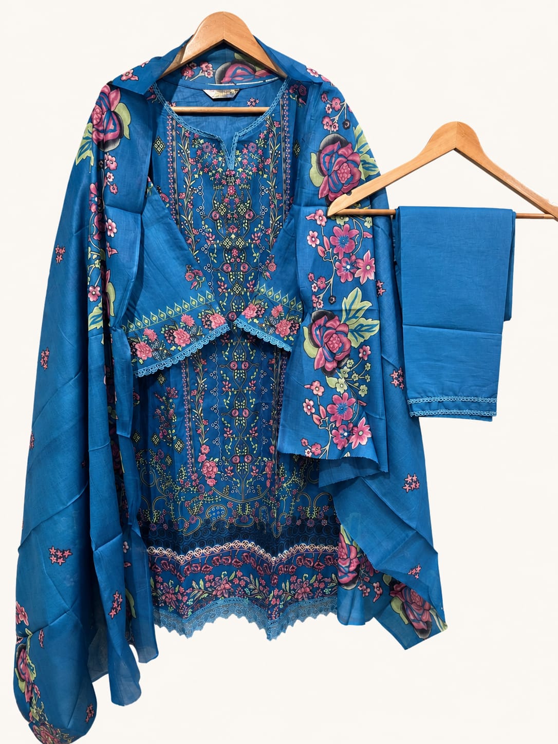 Lawn Suit Set bule Floral