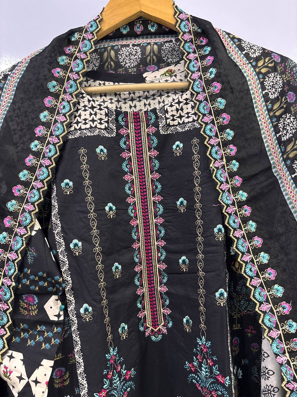 Jihan Premium Embroidered Suit Collection – Black