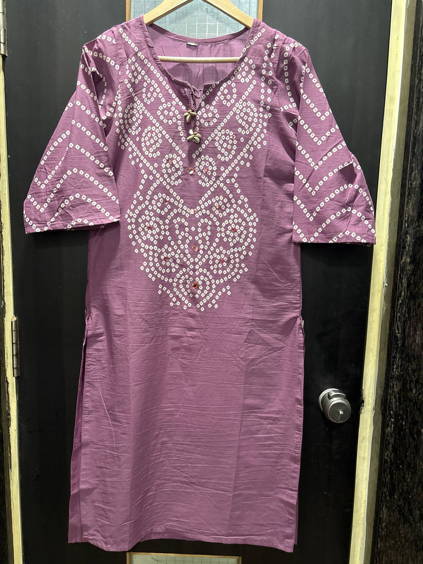 Mauve Cotton Bandhani Kurti Pant Dupatta Set with Pocket