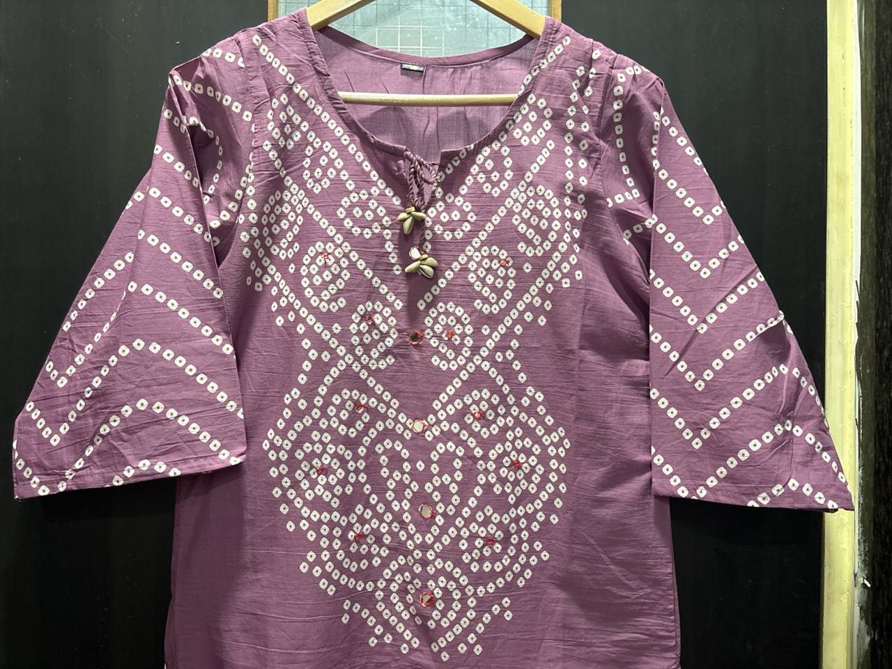 Mauve Cotton Bandhani Kurti Pant Dupatta Set with Pocket